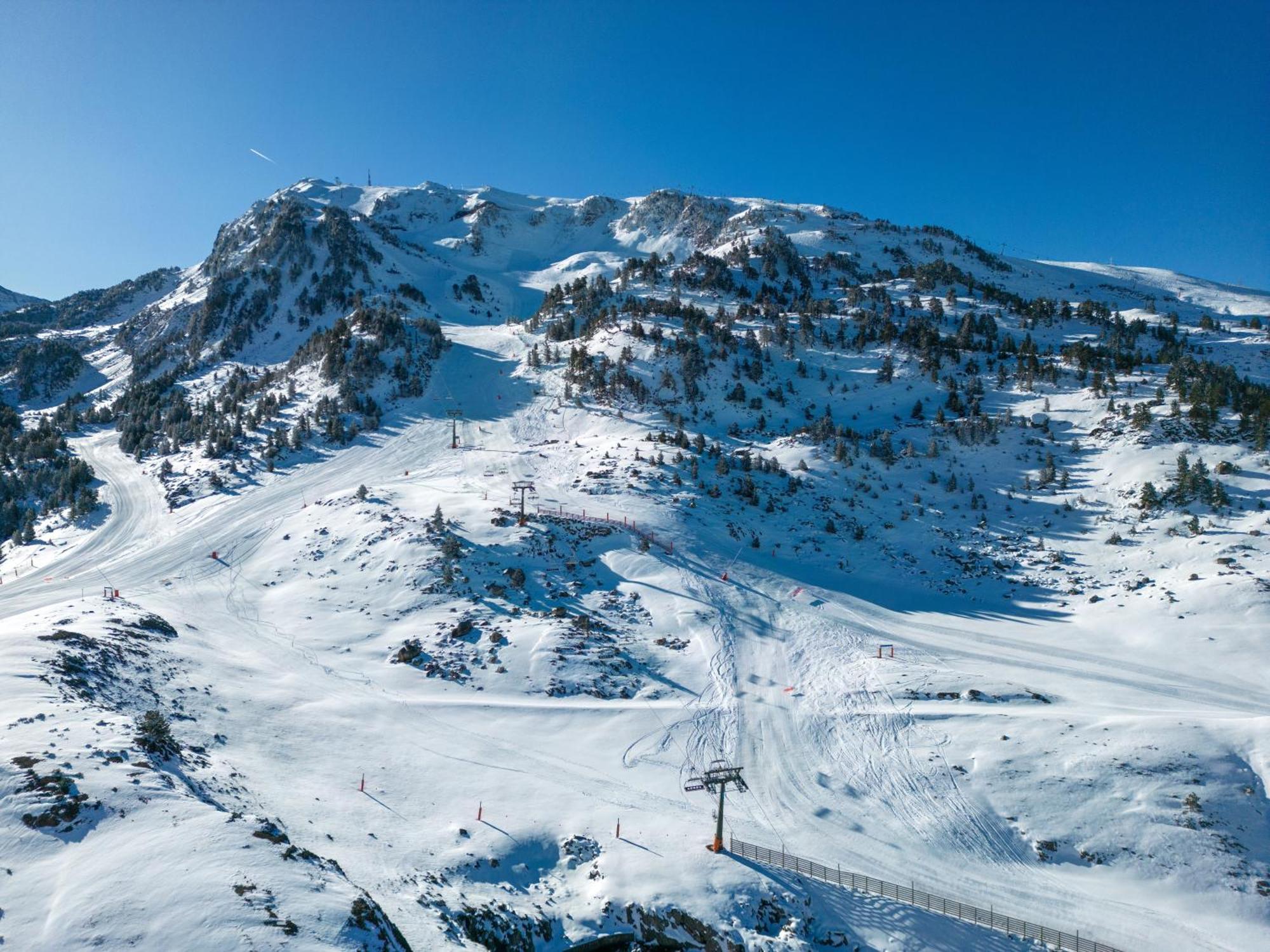 Hotel Val De Neu G.L. Baqueira Beret Eksteriør bilde